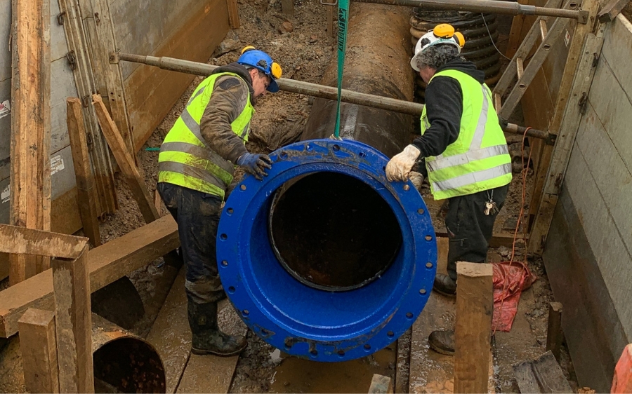 Aguas Décima invertirá 2 mil millones para renovar redes de agua potable y alcantarillado durante 2025